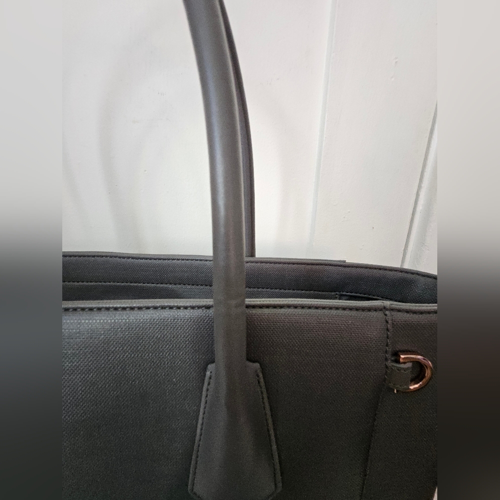 Dagne Dover Signature Tote Graphite Legend - Picture 14 of 17